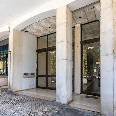 Hostwise - Spacious & Sunny Flat Apartment Tavira