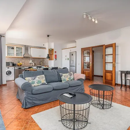 Hostwise - Spacious & Sunny Flat * Tavira